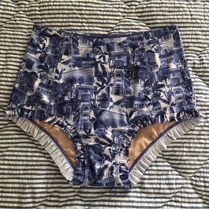 Kortni Jeane Large Island Living All Ruffled Up Bottoms NWOT